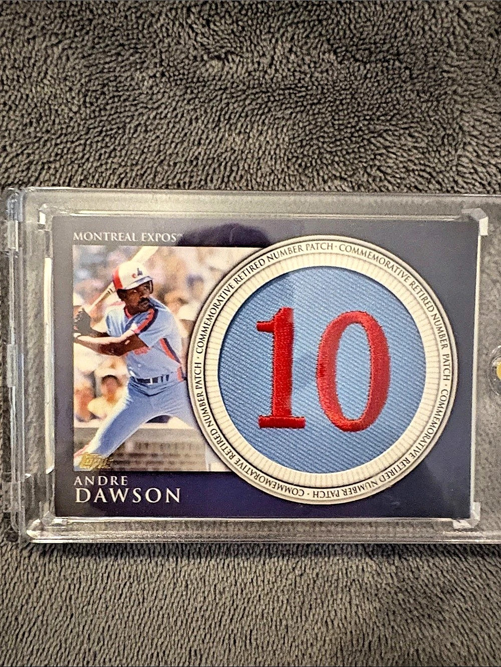 Topps 2012 Topps Commemorative Retired Number Patch Andre Dawson 2012 Retired